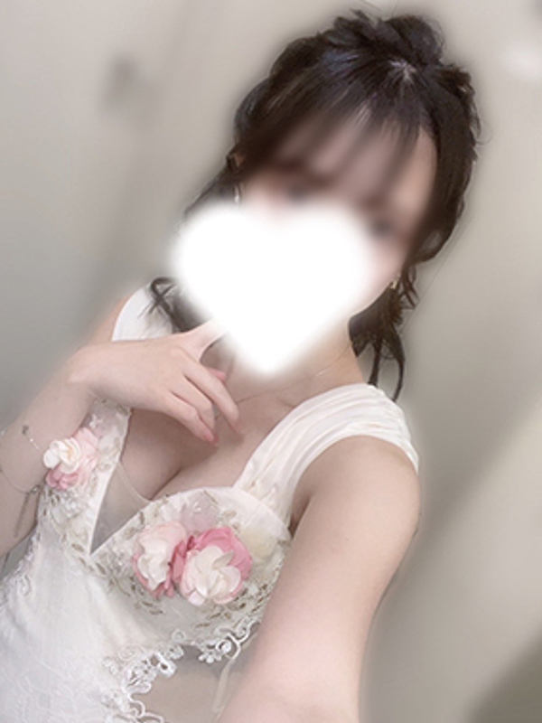 なずな☆愛らしさ溢れる大きな瞳